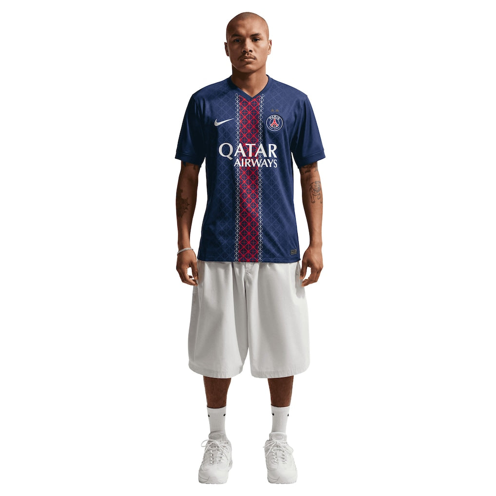 Maillot Domicile
Stadium PSG
25/26 - Flocage
Champions of Europe -26