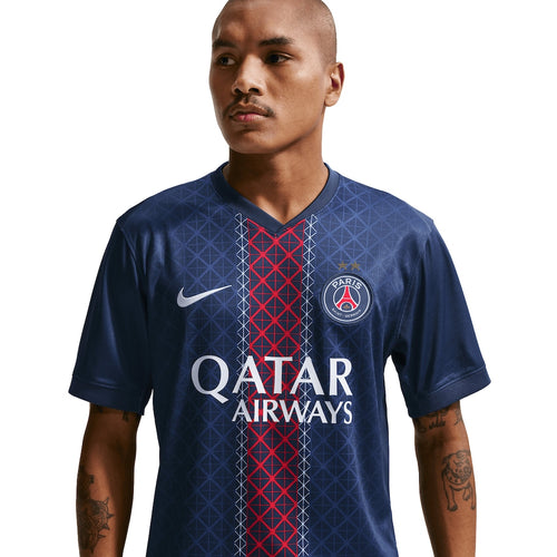 Maillot Domicile
Stadium PSG
25/26 - Flocage
Champions of Europe -26